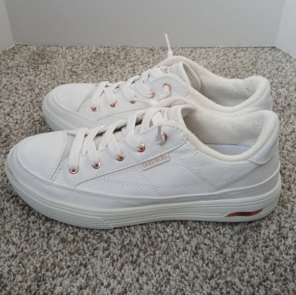 Skechers Women's White Sneakers Size 9 - Picture 5 of 13